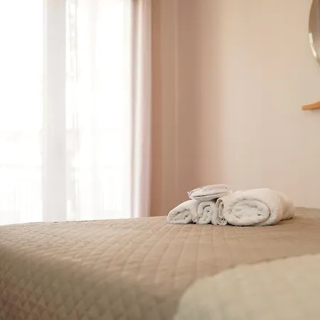 Bright And Daire Siatista