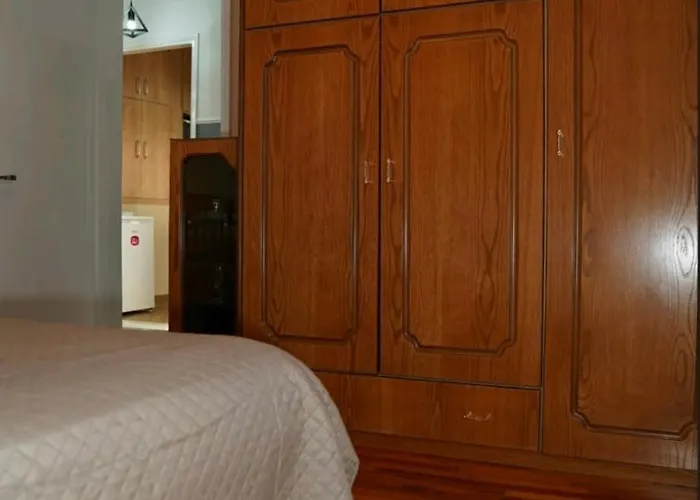 Bright And 西亚蒂斯塔